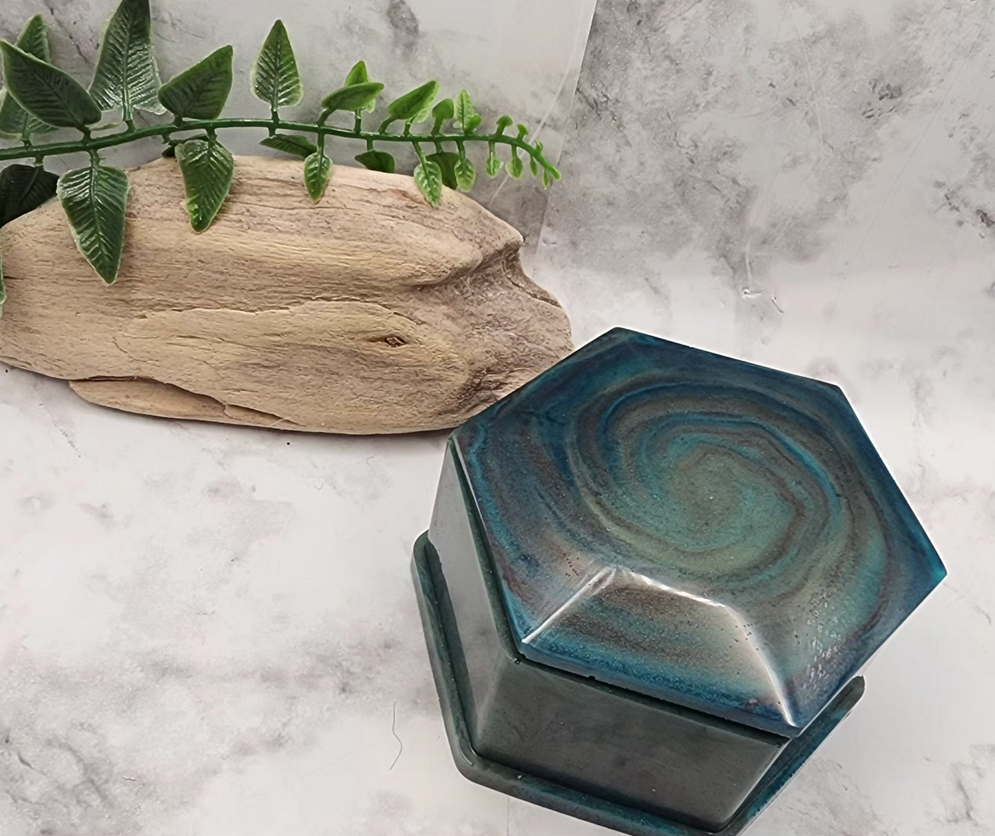Emerald Drift Jar with Lid