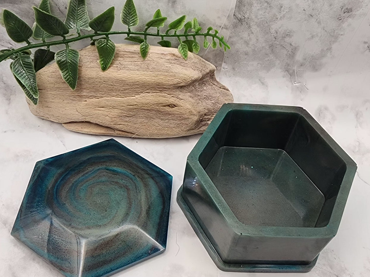 Emerald Drift Jar with Lid
