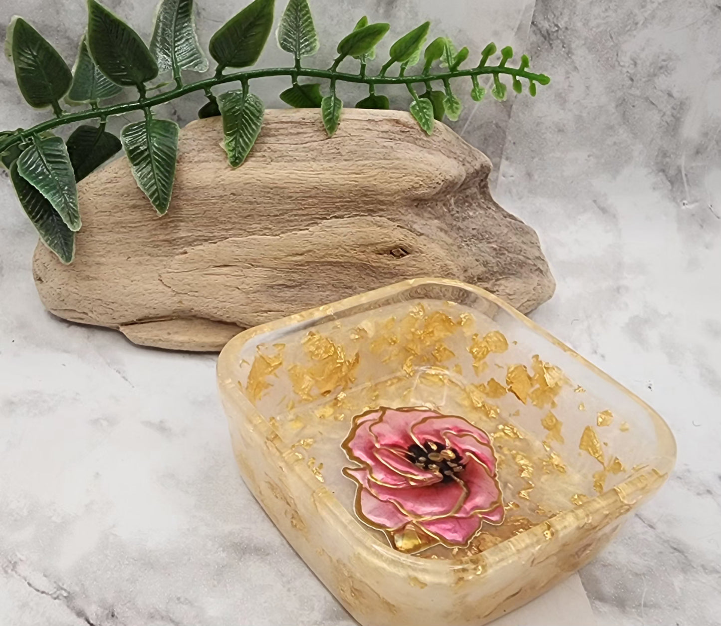 Gold Flake Flower Square Trinket Dish