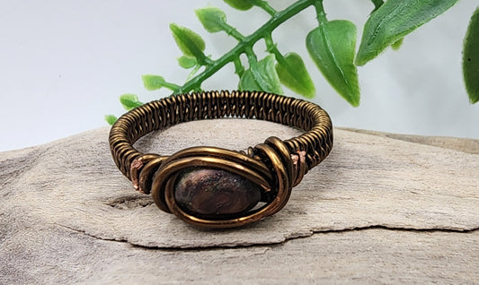 Vintage marbled resin cabochon ring wrapped in vintage bronze wire
